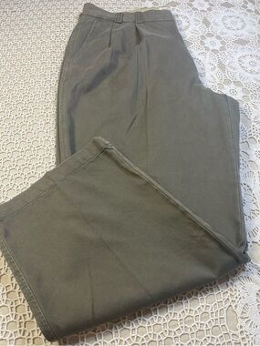 Perry Ellis Cottons Mens Chino Pants 40x30 Gray Olive Green Pleated 100% Cotton